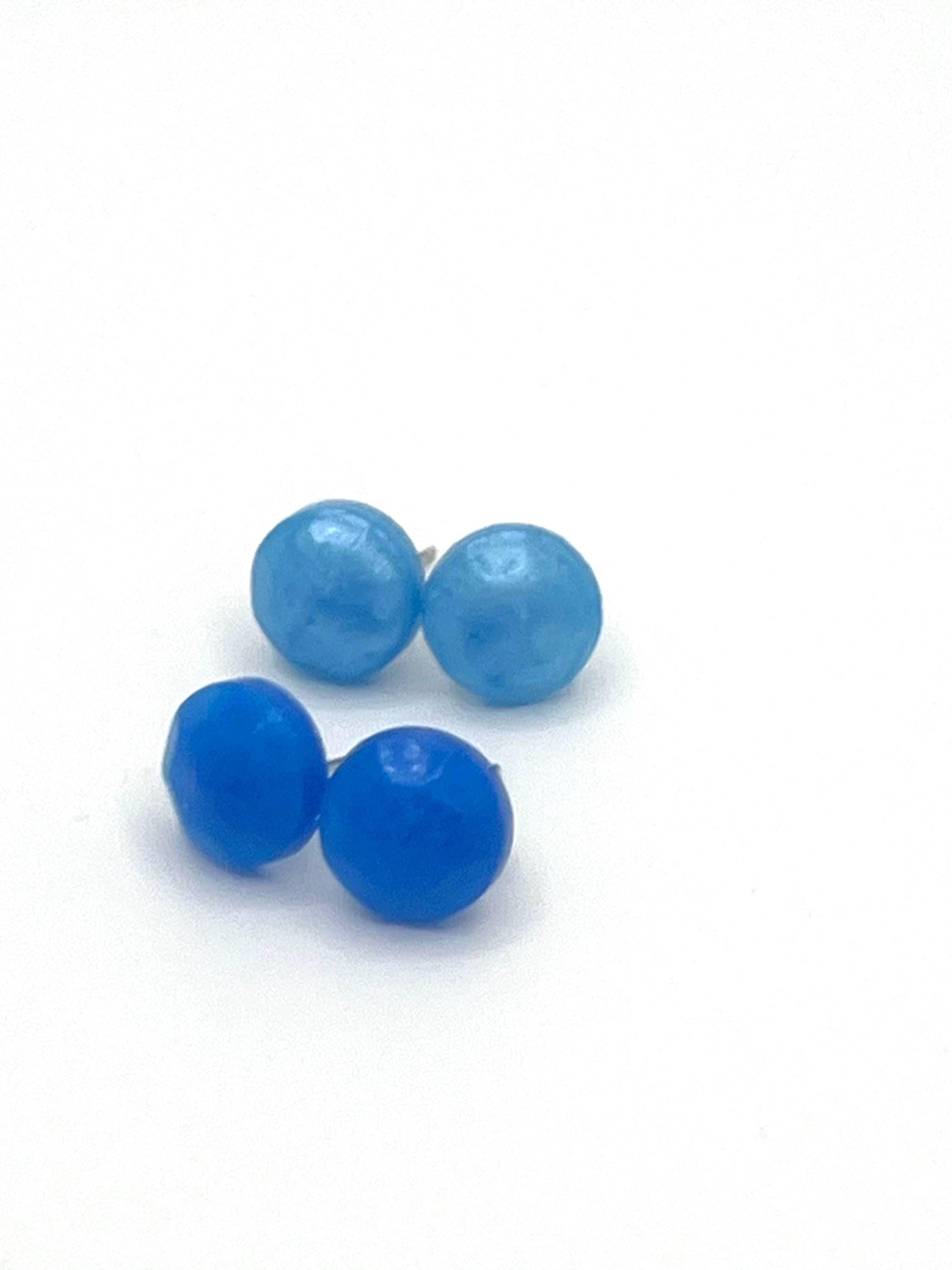 Blue Round Stud Earrings Set: Sparkling Handmade Earrings